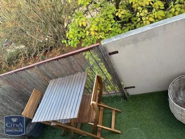 Appartement à louer 4 pièces 70.05m²