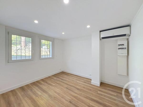 Maison à vendre  6 pièces - 147,49 m 2   MANDELIEU LA NAPOULE  - 06