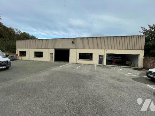 A VENDRE Ensemble immobilier comprenant; une maison de 87,43 M² et un garage de 575,87M²
Pour o...