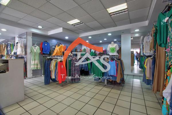 Vente Local commercial 1 pièces 97 m2 à Saint-Chamond