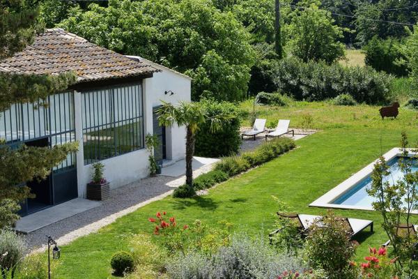 PROPRIETE 410 M2