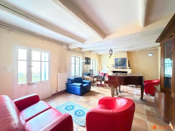 MAISON DE VILLE AVIGNON 120m2, 4 Chambres, Jardin.