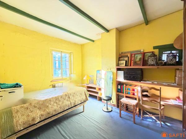 MAISON DE VILLE AVIGNON 120m2, 4 Chambres, Jardin.