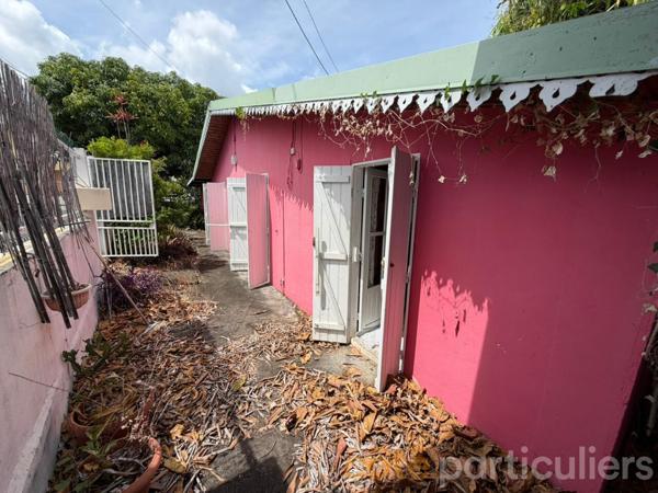 Vente Maison80 m² - 3 Pièces - SAINT JOSEPH (97480)