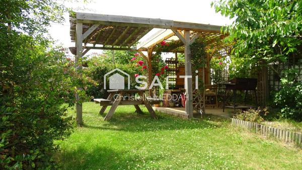 Maison mitoyenne atypique de 154m²