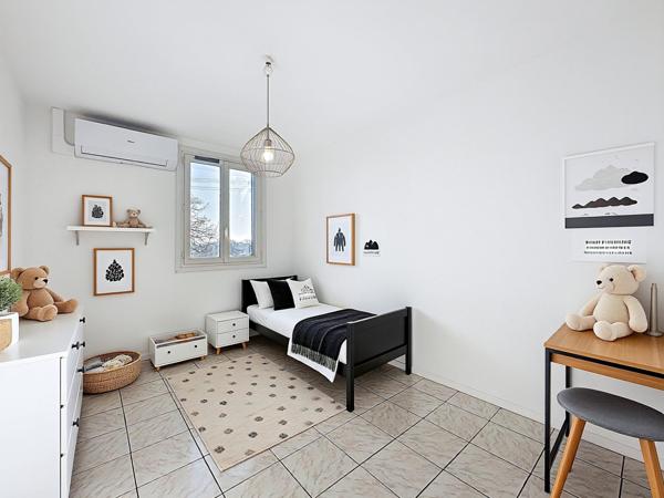 maison 7 pièces - 1400 m2 de terrain