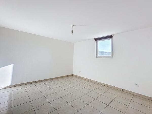 maison 7 pièces - 1400 m2 de terrain