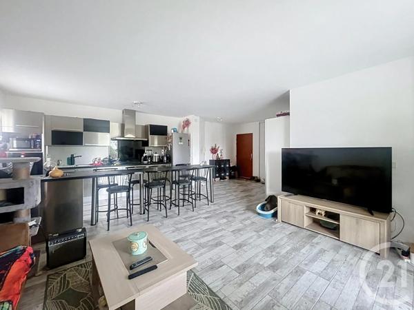 Appartement F4 à vendre  4 pièces - 84,23 m 2   DAMMARIE LES LYS  - 77
