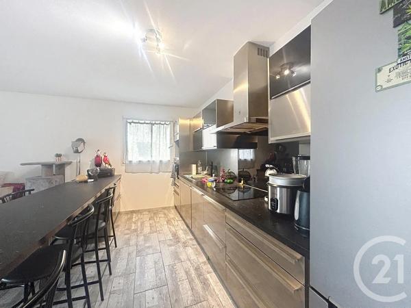 Appartement F4 à vendre  4 pièces - 84,23 m 2   DAMMARIE LES LYS  - 77