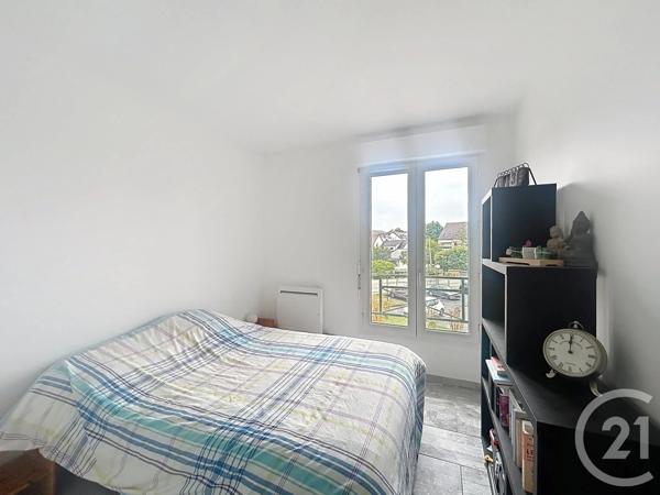 Appartement F4 à vendre  4 pièces - 84,23 m 2   DAMMARIE LES LYS  - 77