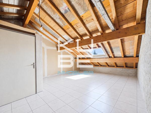 Maison de village 8 pièce(s) 3 chambre(s) 211.5 m²