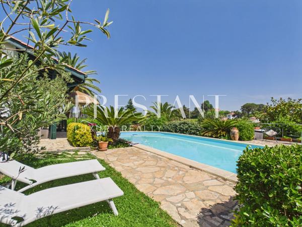 vue océan et montagnes – piscine et terrain 1 200 m², SAINT JEAN DE LUZ