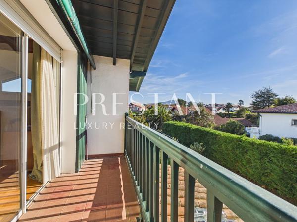 vue océan et montagnes – piscine et terrain 1 200 m², SAINT JEAN DE LUZ