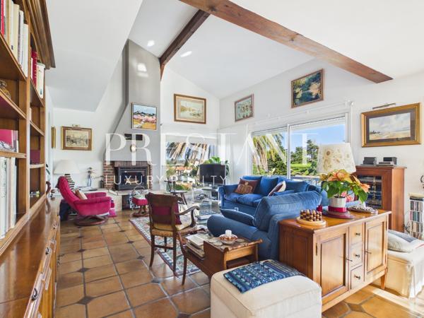 vue océan et montagnes – piscine et terrain 1 200 m², SAINT JEAN DE LUZ