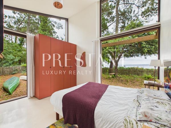 Villa d’architecte unique en première ligne face au lac de Lacanau, LACANAU