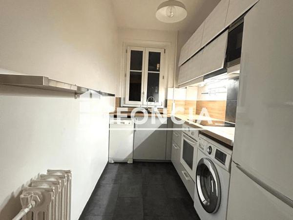 Location Appartement 2 pièces 53.22 m² - 141/145 RUE DU CHEMIN VERT Paris 75011