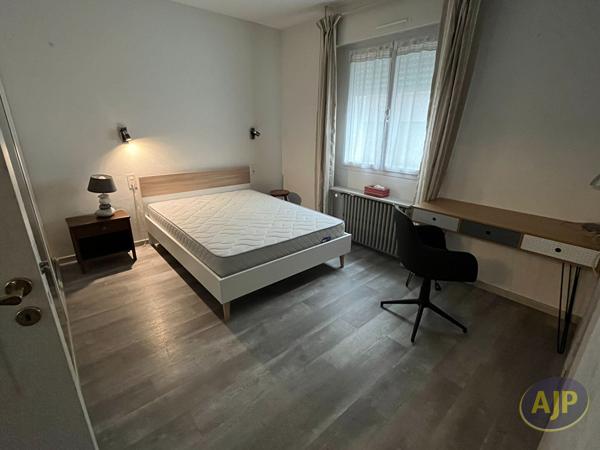 Maison à louer La Roche Sur Yon : 5 pièces, 154m² avec 4 chambre(s) à 1 300€ - AJP Immobilier La Roche-sur-Yon