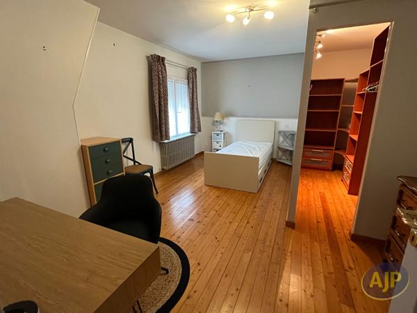 Maison à louer La Roche Sur Yon : 5 pièces, 154m² avec 4 chambre(s) à 1 300€ - AJP Immobilier La Roche-sur-Yon