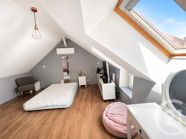 Maison à vendre  6 pièces - 122 m 2   LIMAY  - 78
