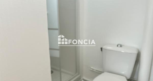 Location Studio 19.71 m² - Paris 75011