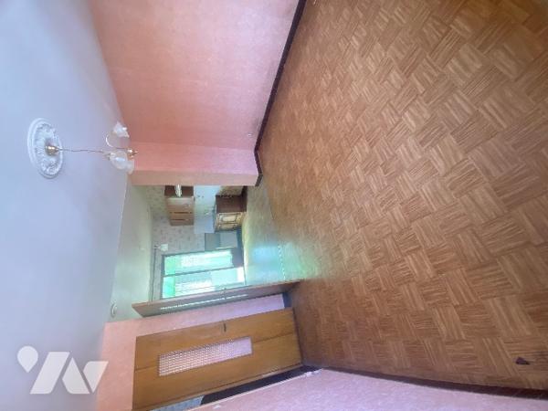 Une maison d'habitation 4 chambres sur 448 m² de terrain