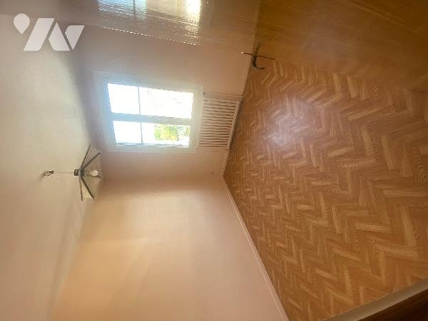 Une maison d'habitation 4 chambres sur 448 m² de terrain