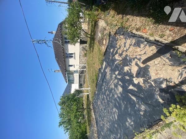 Une maison d'habitation 4 chambres sur 448 m² de terrain