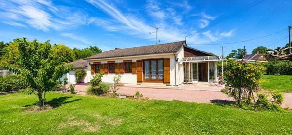 Maison 197 000 € Mont-près-Chambord 5 p 93 m² DPE D