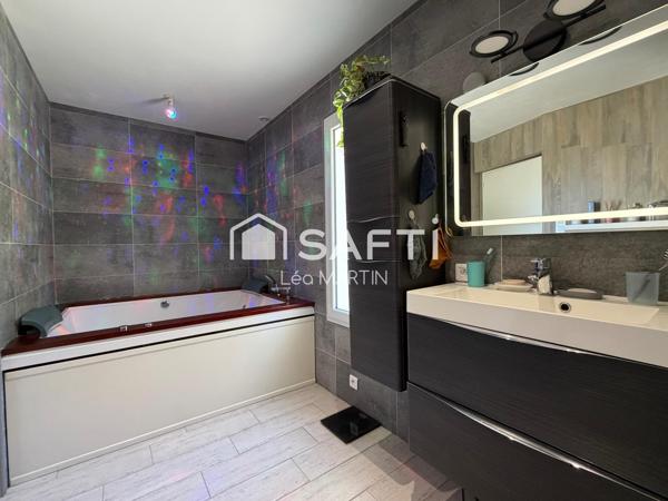 Maison 280m2 - 5 chambres - grand garage