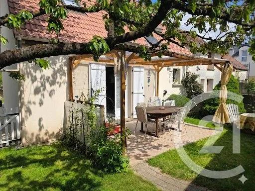 Maison à vendre  6 pièces - 90 m 2   ST PATHUS  - 77