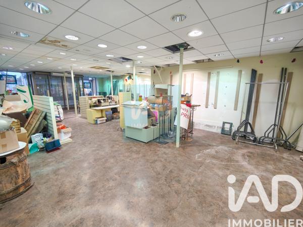 Immeuble à vendre 500 m² Sens