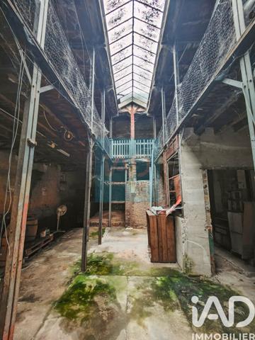 Immeuble à vendre 500 m² Sens