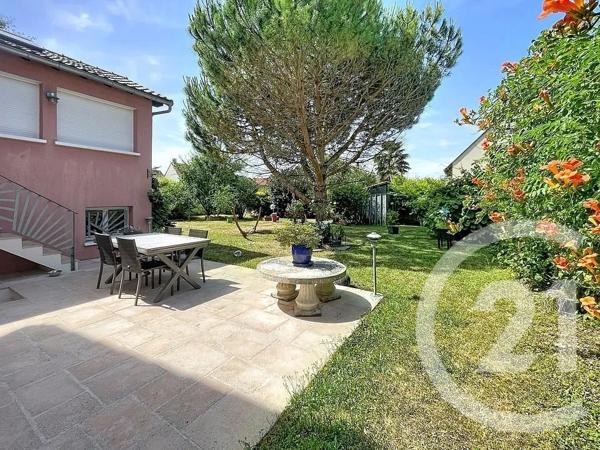 Maison à vendre  6 pièces - 120,45 m 2   PONTAULT COMBAULT  - 77