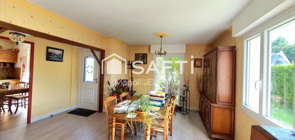 TRANQUILITÉ , BEAUX VOLUMES , GRAND JARDIN , HANGAR IDEAL ARTISAN !!!MAISON CONTEMPORAINE POUR UNE VIE DE FAMILLE ÉPANOUIE !