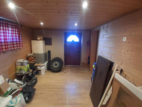 MAISON FAMILIALE AVEC JARDIN  398 M²  TERRAIN  SAINT-AMARIN