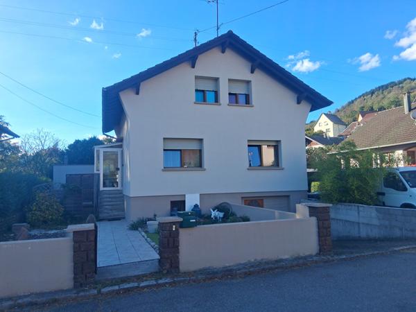 MAISON FAMILIALE AVEC JARDIN  398 M²  TERRAIN  SAINT-AMARIN