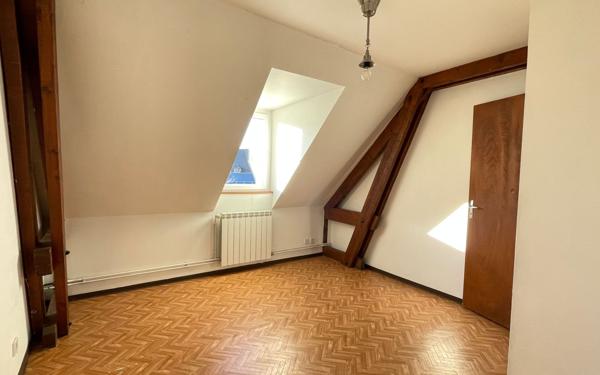 Appartement à louer    2 pièces •  Marcillac-Vallon