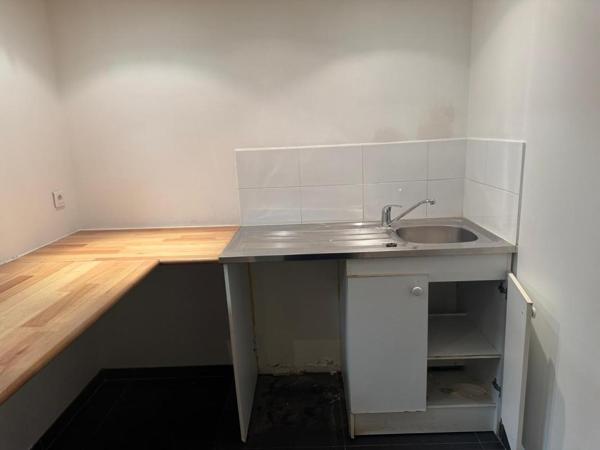 Location Locaux Biens Immobiliers 86 91080 Evry Courcouronnes 890002