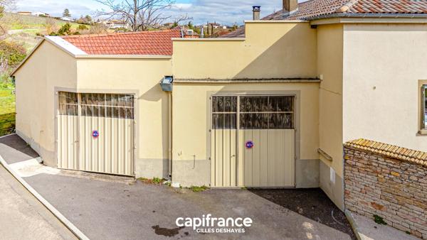 DAVAYÉ (71960) Maison 222 m², Annexes et Garages XXL (Surface Utile 372m²)