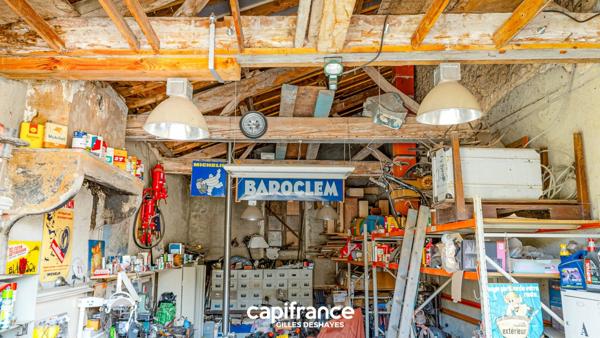 DAVAYÉ (71960) Maison 222 m², Annexes et Garages XXL (Surface Utile 372m²)