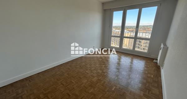 Location Appartement 3 pièces 75.53 m² - Roanne 42300