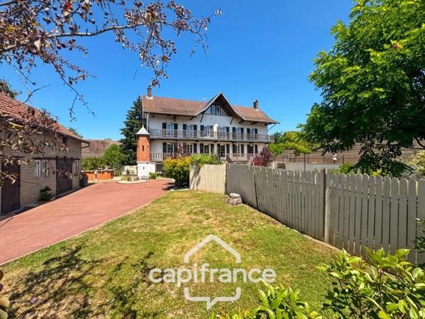 Maison à vendre 11 pièces SAINT GERMAIN DU PLAIN (71)