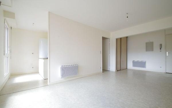 Appartement à louer    1 pièce •  La Rochelle