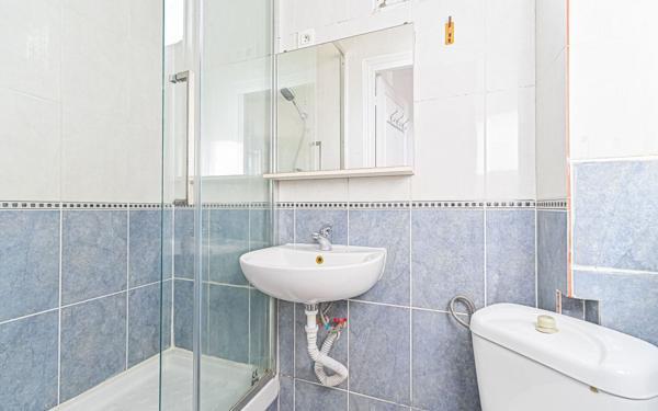 Appartement à vendre    2 pièces • 30,84 m2 Montreuil
