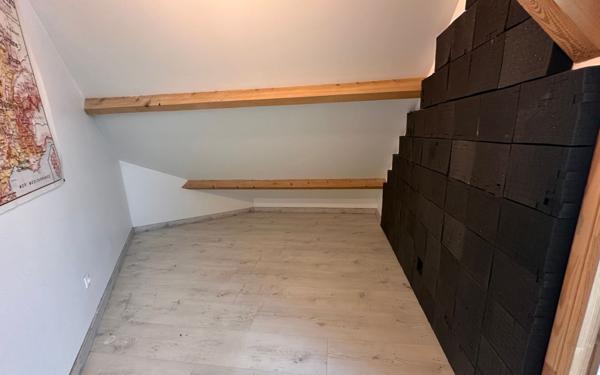 Maison à vendre    3 pièces • 76 m2 Arpajon