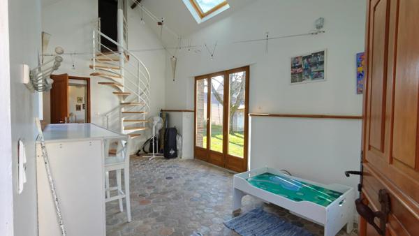 Ensemble immobilier pour résidence principale / location saisonière.