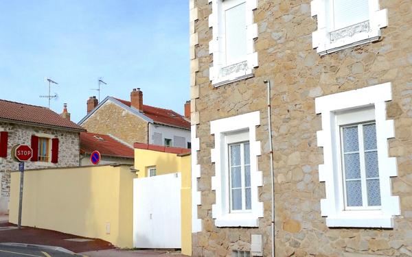 Immeuble à vendre    9 pièces •  Limoges