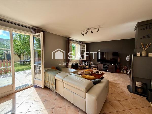 VOLUMES - CONSTRUCTION RECENTE - EXPO SUD