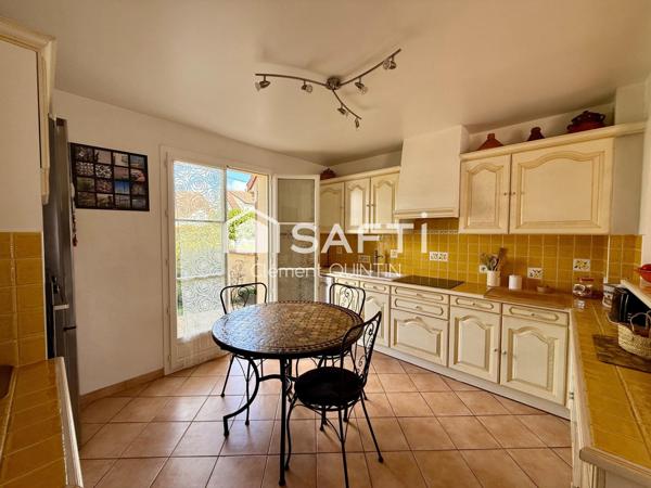 VOLUMES - CONSTRUCTION RECENTE - EXPO SUD