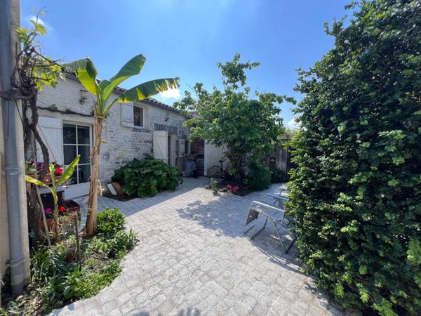 Maison à vendre 7 pièces GENSAC LA PALLUE (16)